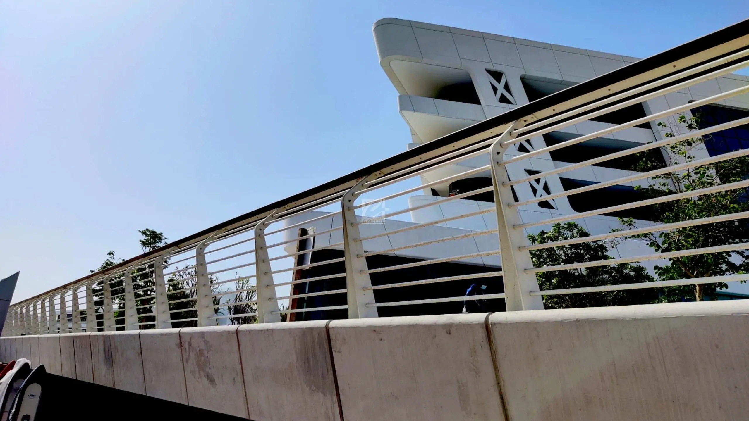 CitySquare Aluminum Railing Project